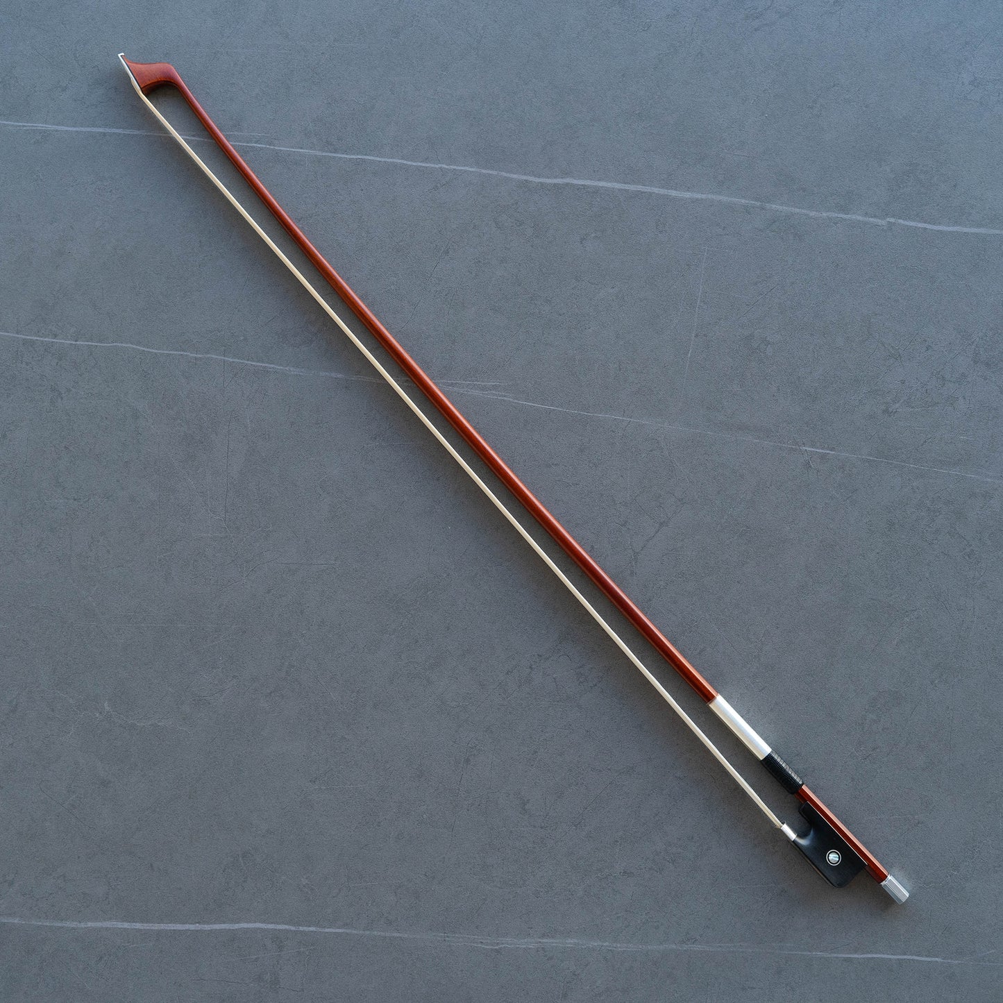 Arco Violonchelo Sartory, pernambuco y plata