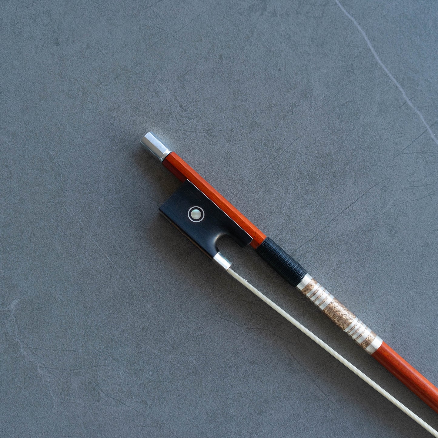 Arco Violín Sartory, pernambuco y plata