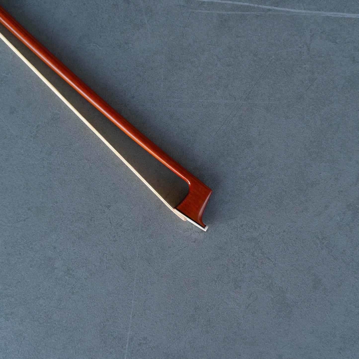 Arco Violín Sartory, pernambuco y plata