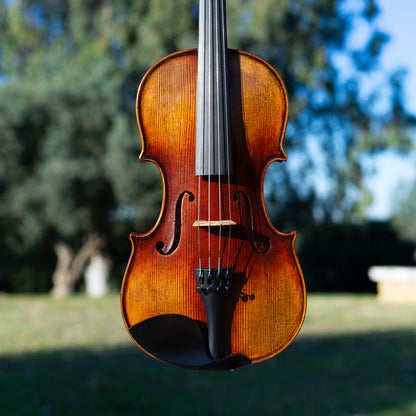 Cremonese Stradivarius Model Violin / available